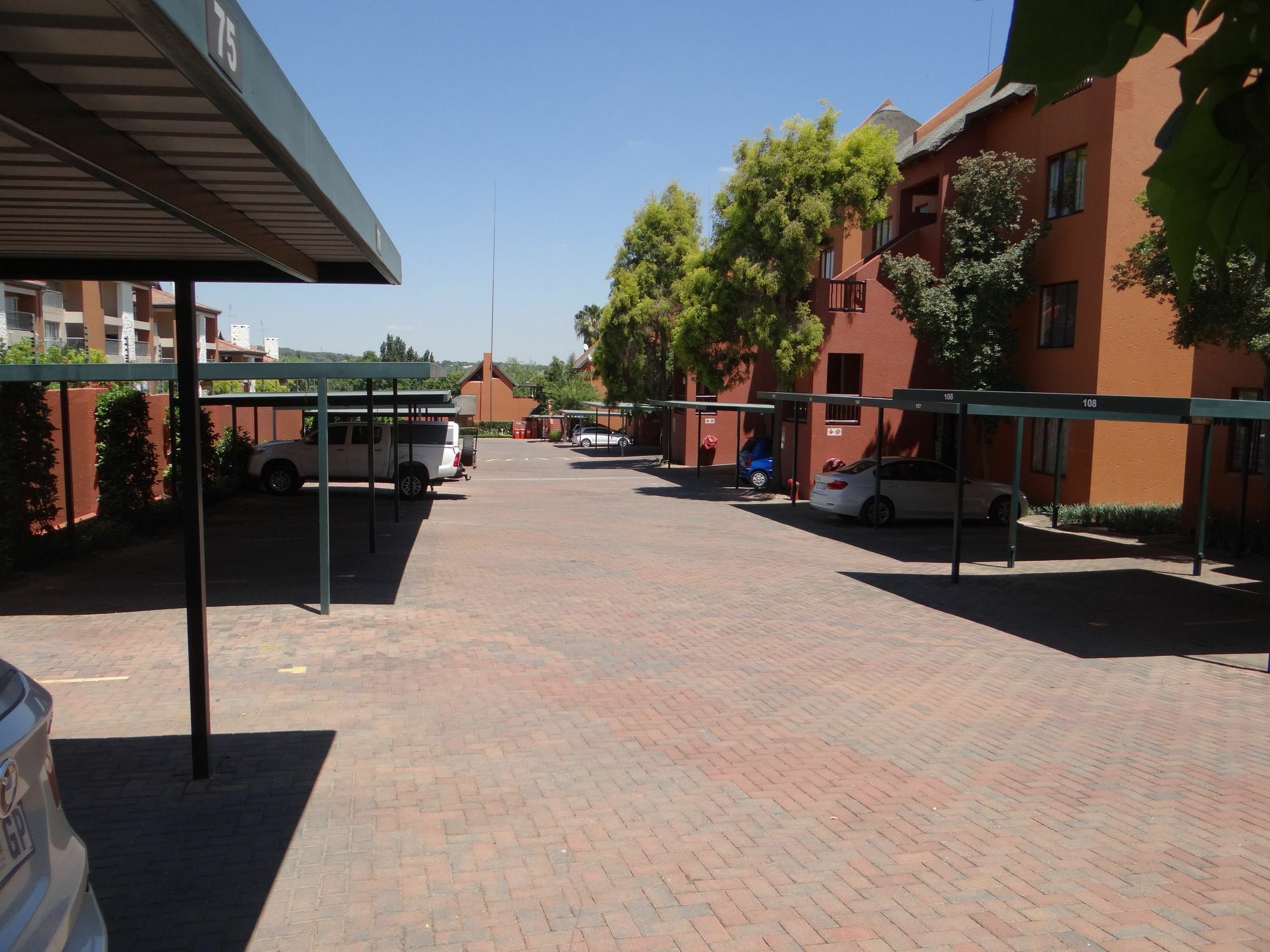 Singati Sands Sunninghill Sandton Exteriér fotografie